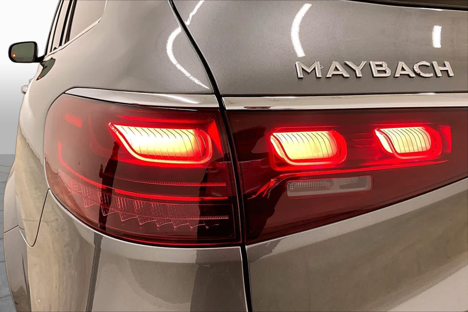 Certified Used 2026 Selenite Grey Metallic Mercedes-Benz Maybach GLS 600 image 29