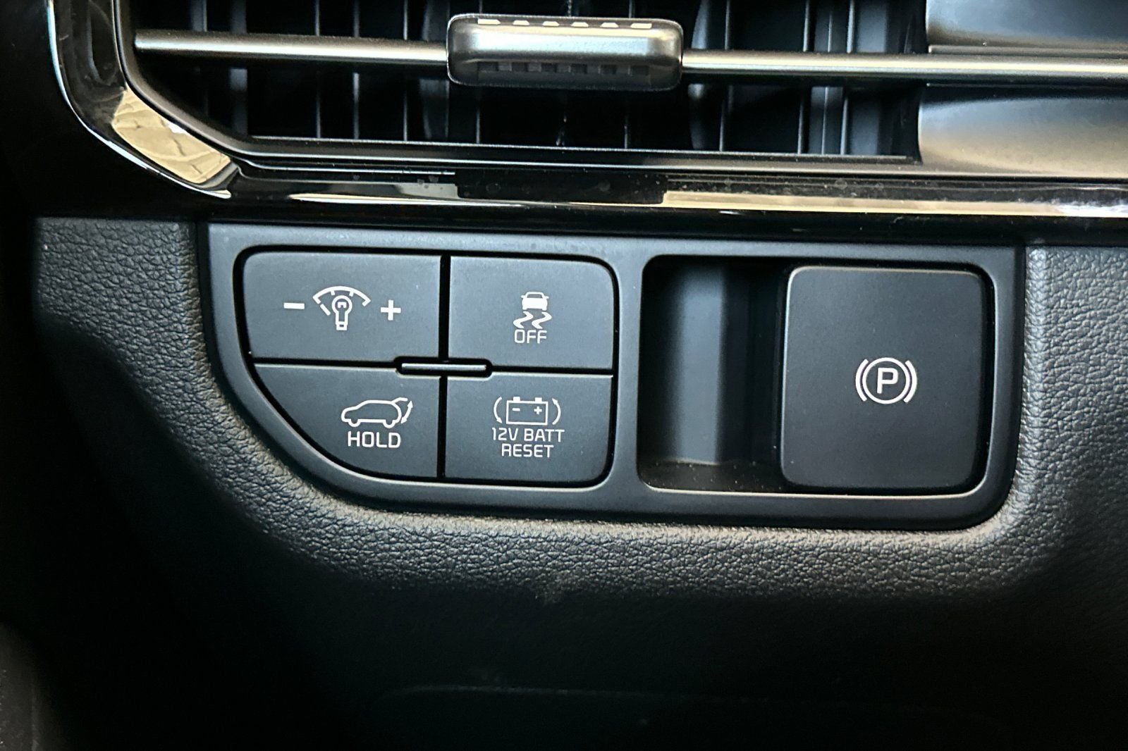 Used 2026 Black Kia EX image 30