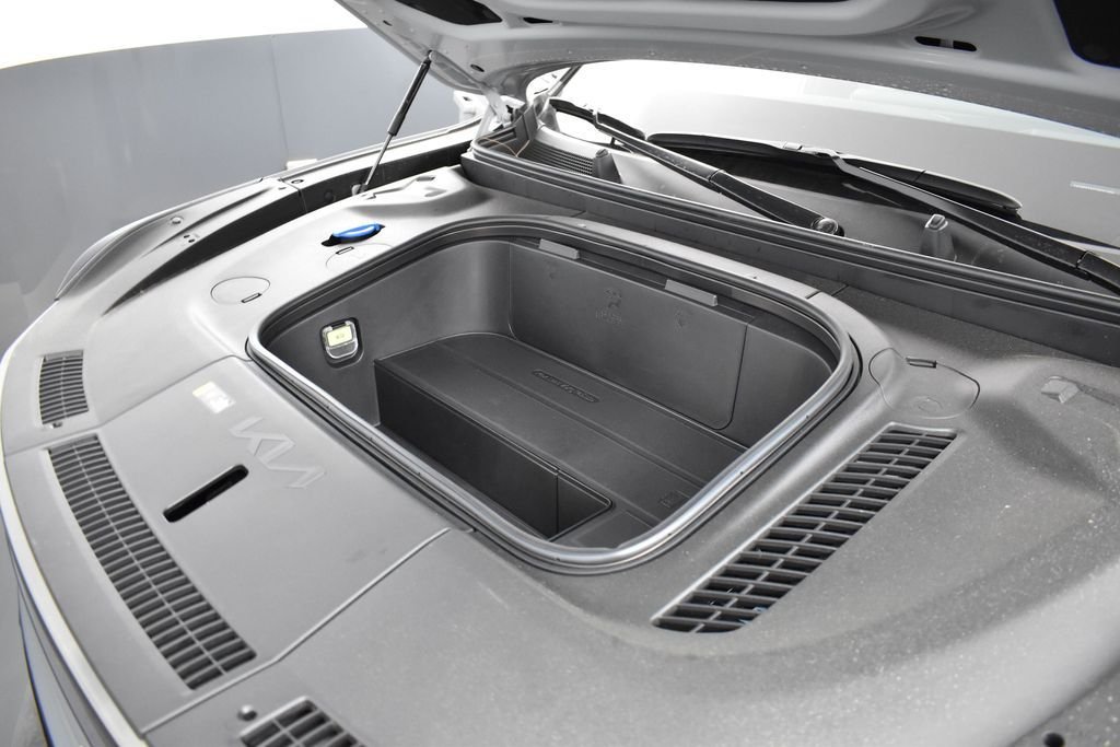 New 2026 Wolf Gray / Black Roof Kia GT-Line AWD image 24