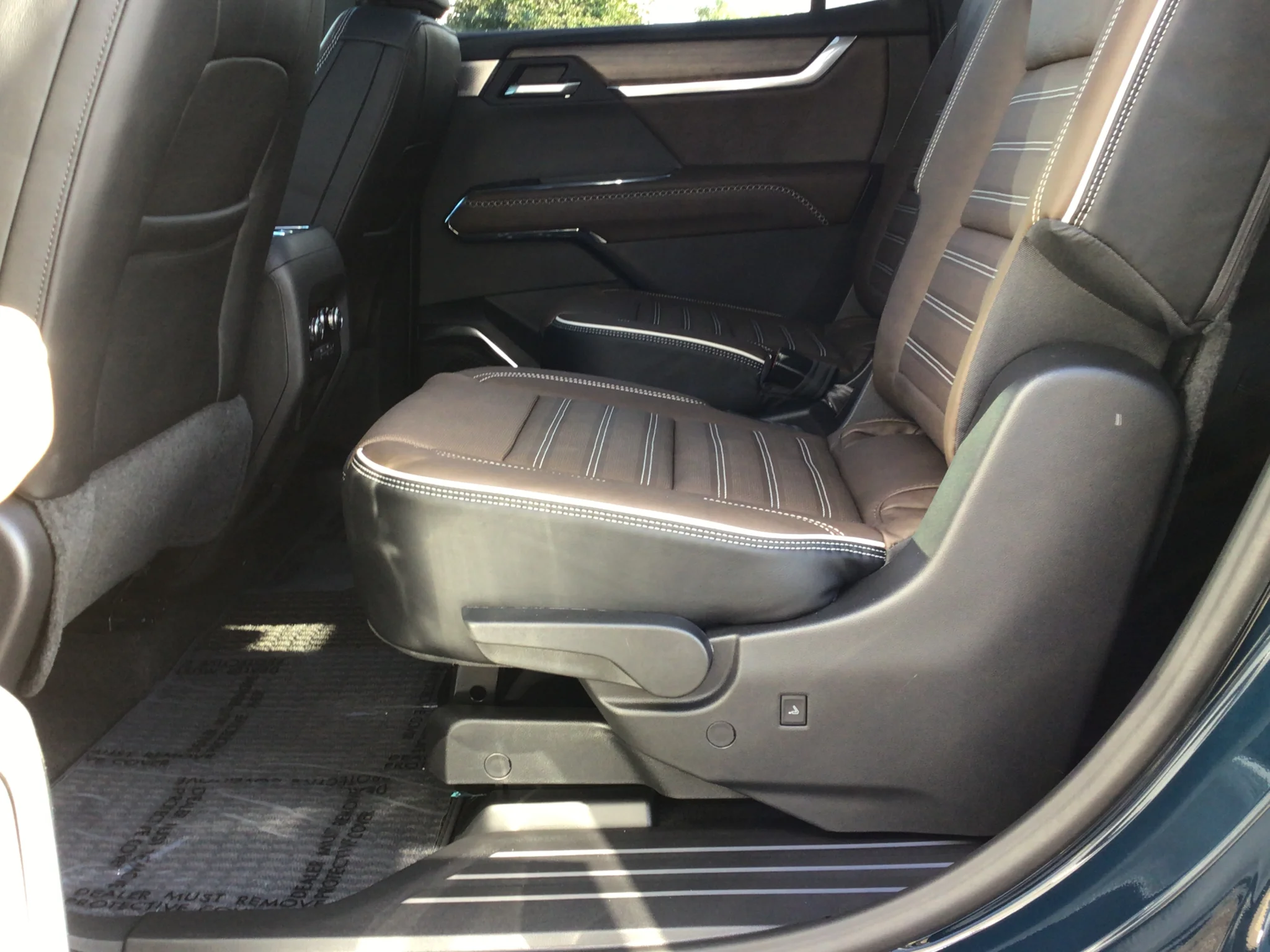 New 2027 Ink GMC Denali Ultimate image 9