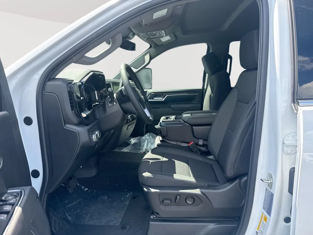 New 2026 Summit White GMC SLE image 19
