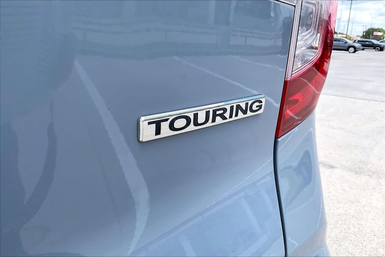 Used 2022 Sonic Gray Pearl Honda Touring 7-Passenger image 10