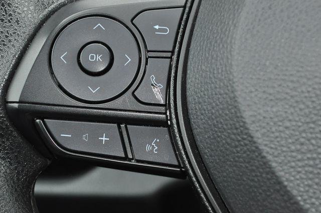 Certified Used 2025 SILVER SKY METALLIC Toyota  image 31