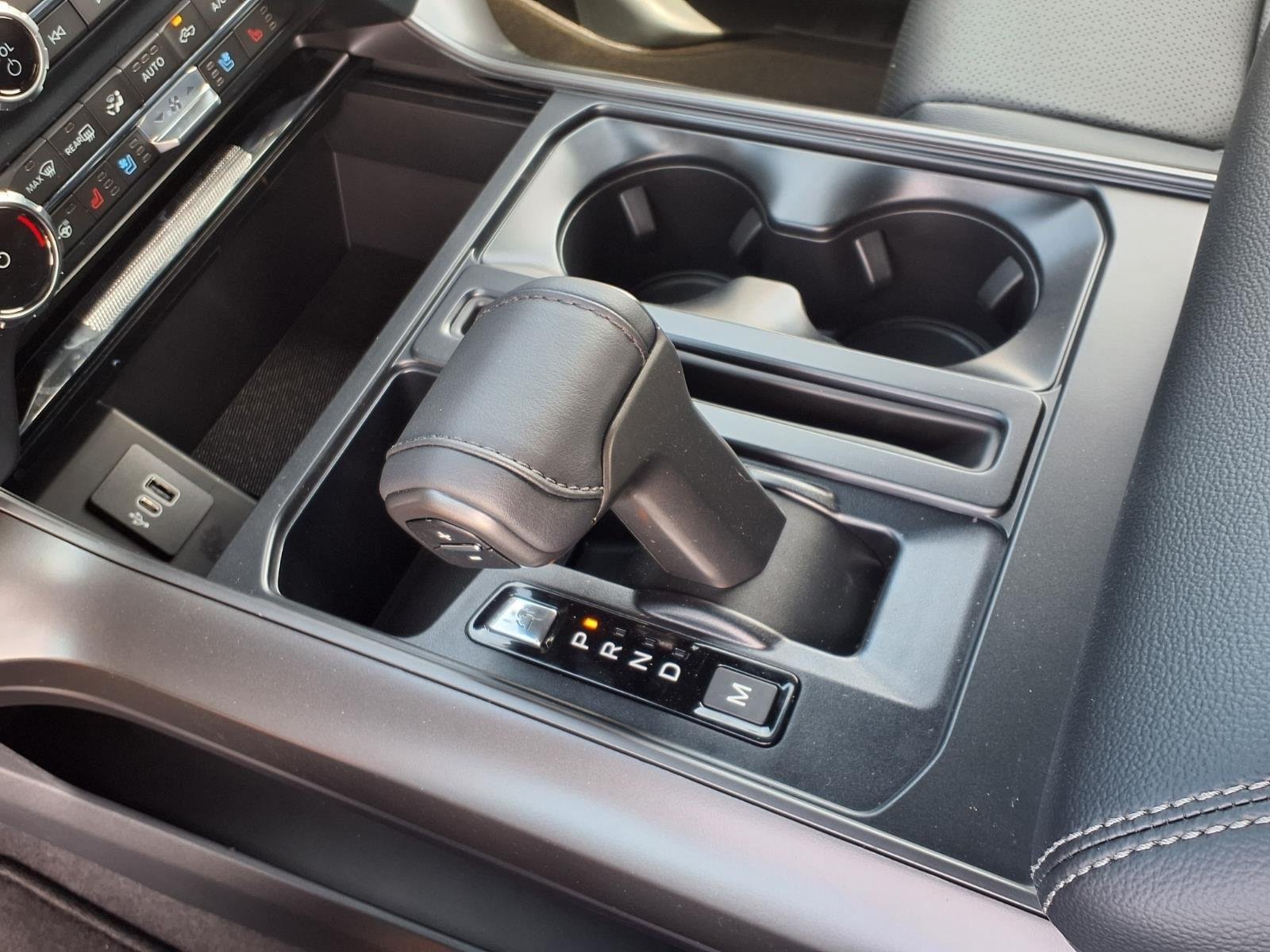 2026 Ford F-150 Lariat - Photo 6