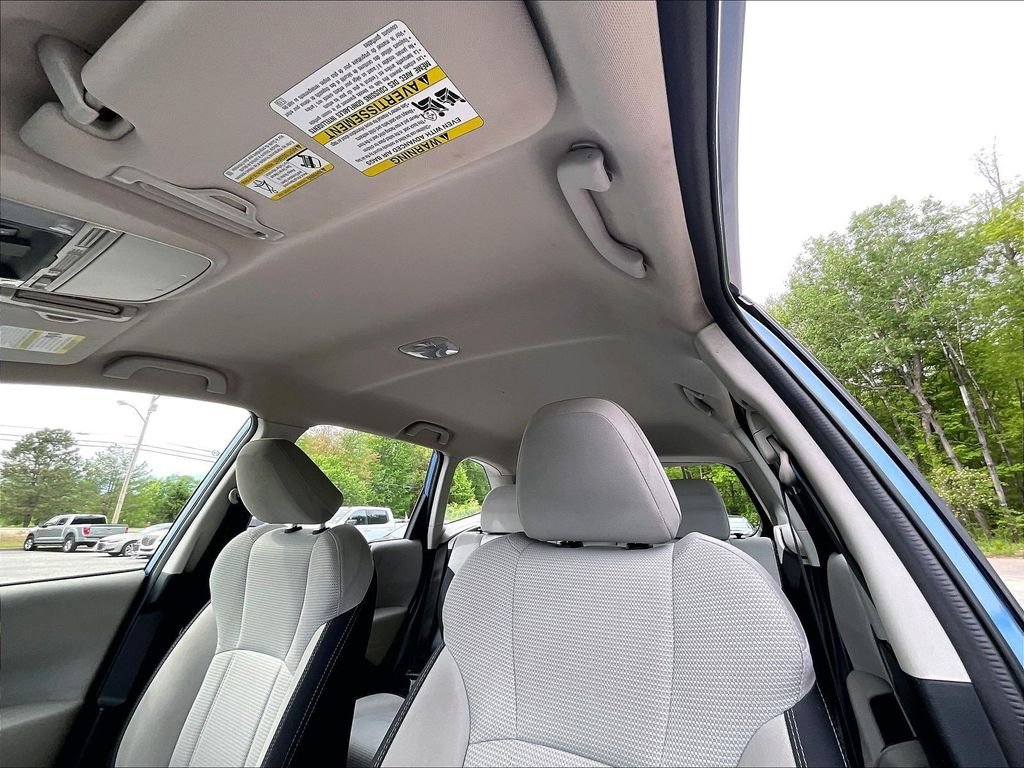 Used 2020 Blue Subaru Base image 7