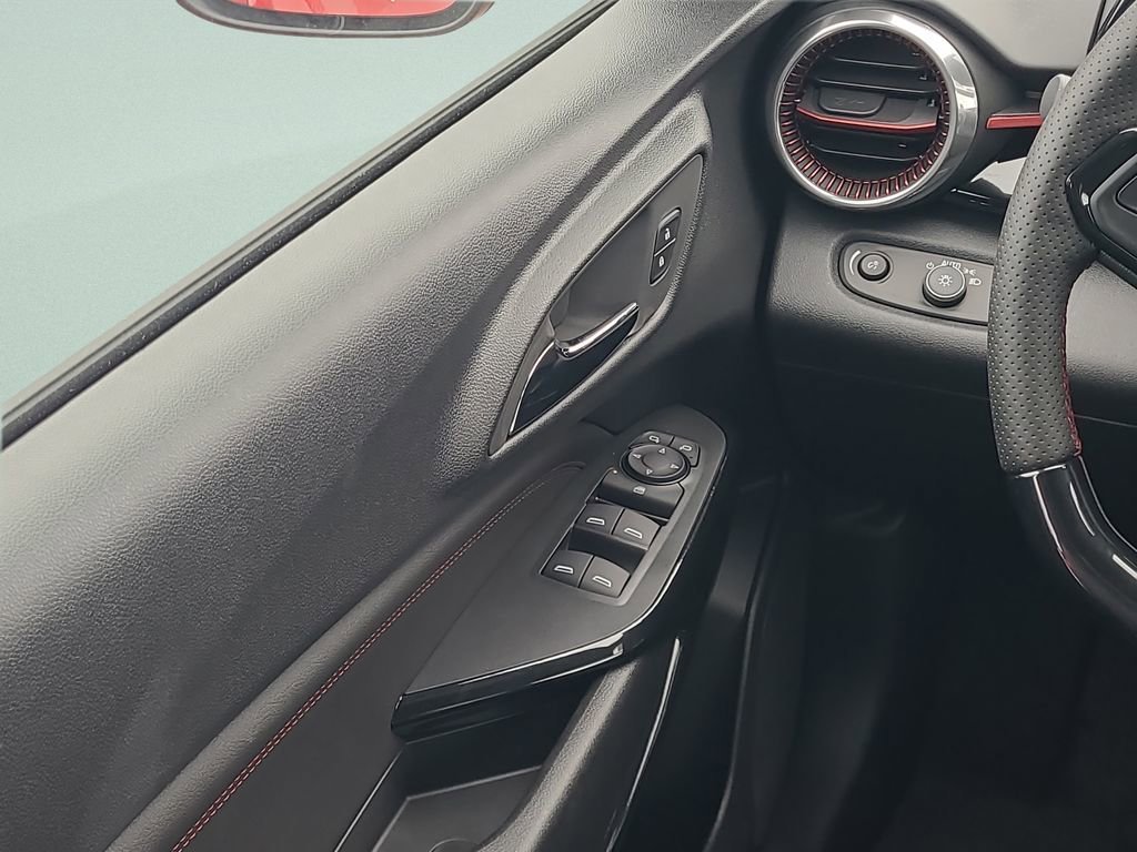 2026 Chevrolet Trax RS - Photo 18