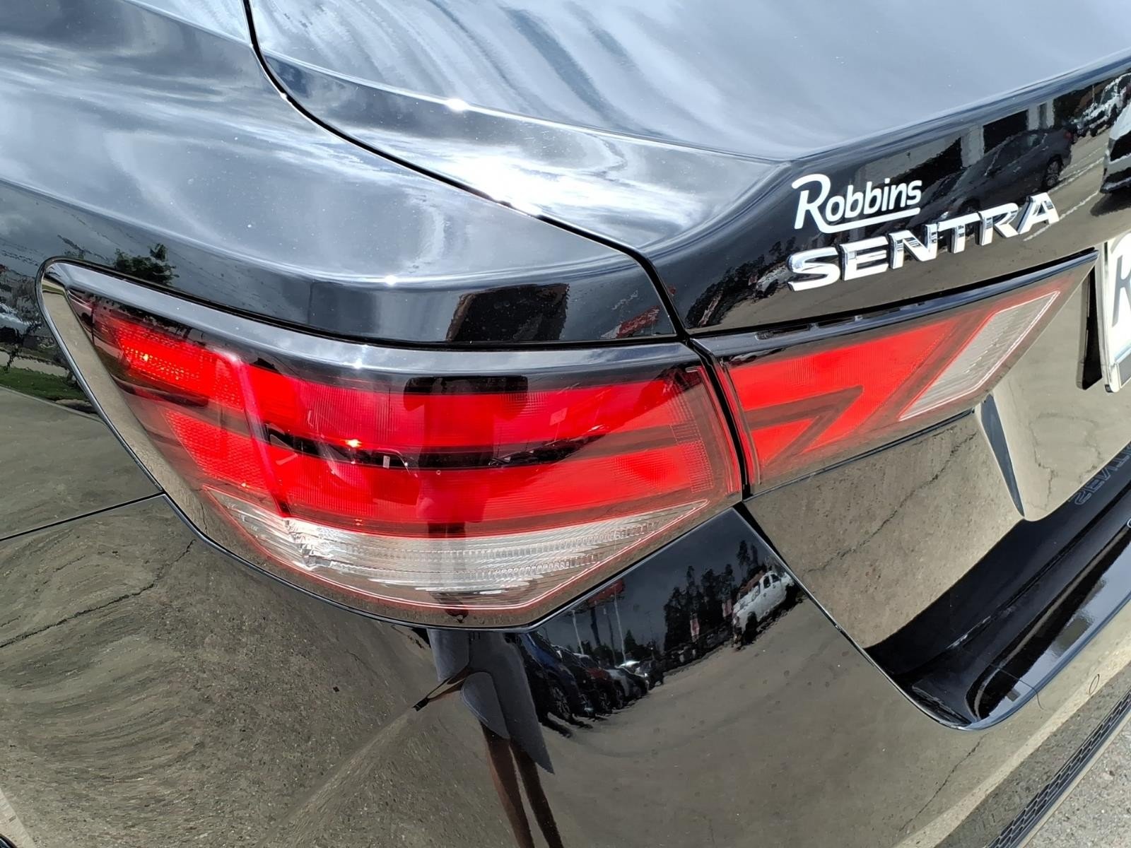 2025 Nissan Sentra SV - 9