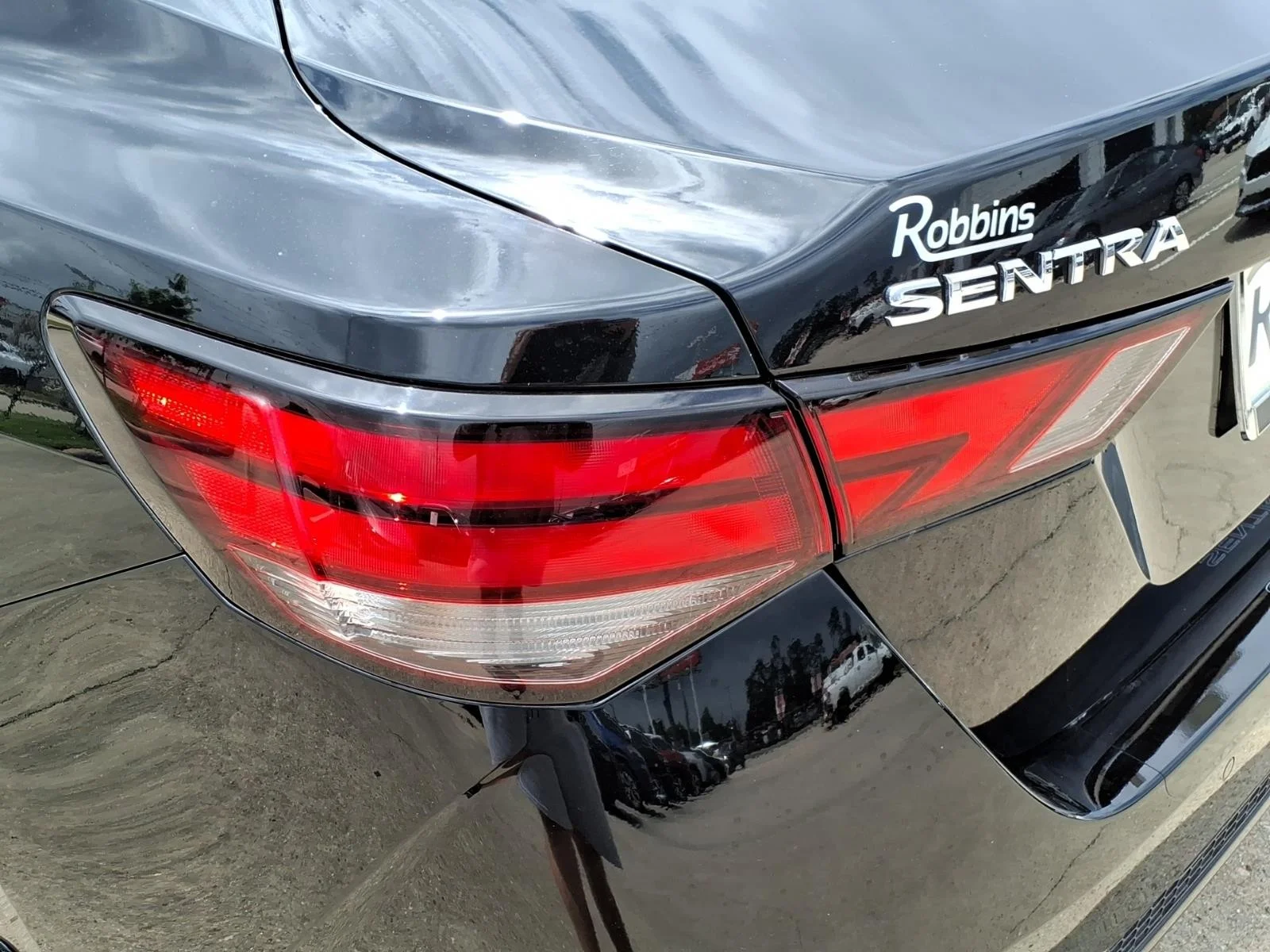 2025 Nissan Sentra SV - 9