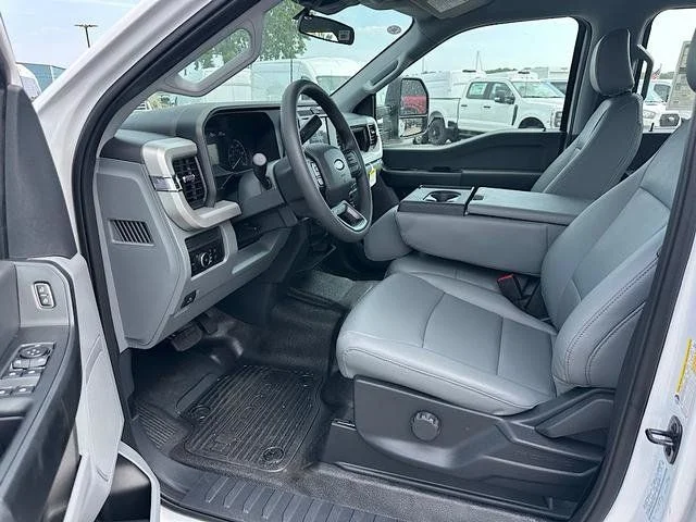 New 2027 Oxford White Ford F-350® XL image 11