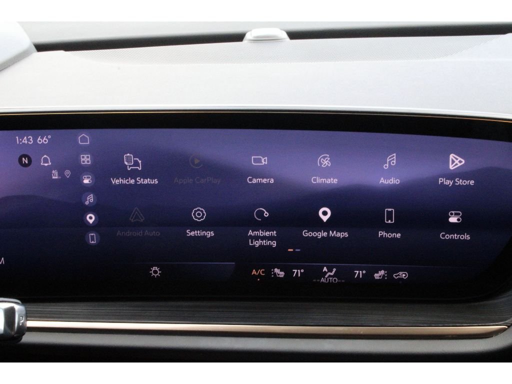 Used 2024 White Frost Tricoat Buick Avenir image 11