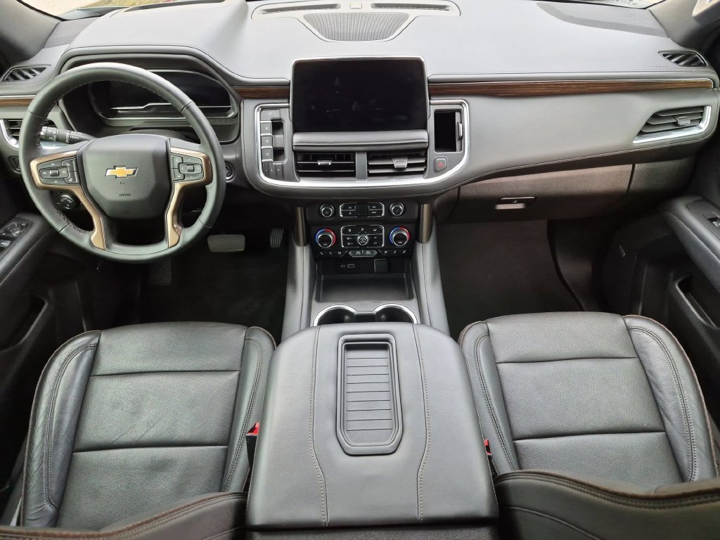 Used 2024 Black Chevrolet High Country image 15