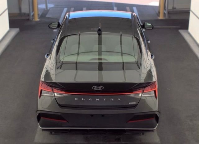 Certified Used 2025 Gray Hyundai Blue image 6