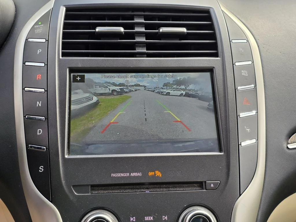 Used 2018 Blue Lincoln Black Label image 21