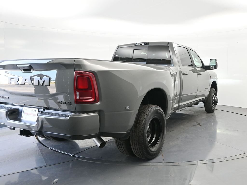 New 2026 Ceramic Gray Clear-Coat Exterior Paint RAM Laramie image 7