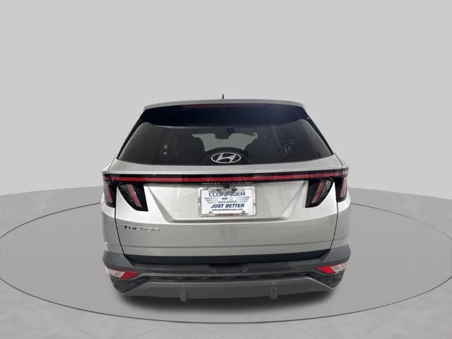 Used 2022 Silver Hyundai Limited image 8