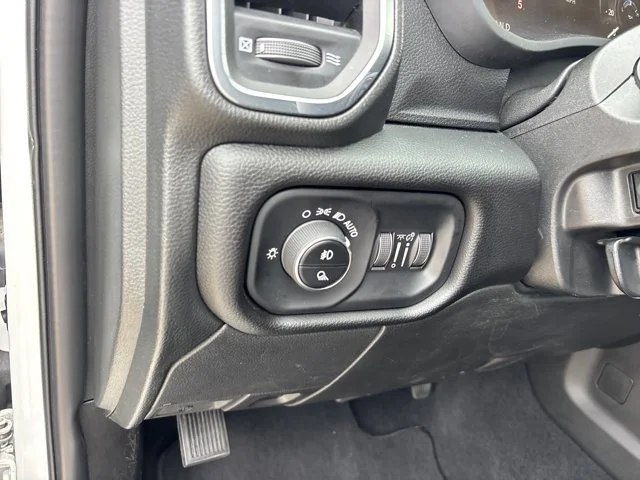 Used 2025 White Ram Laramie image 23