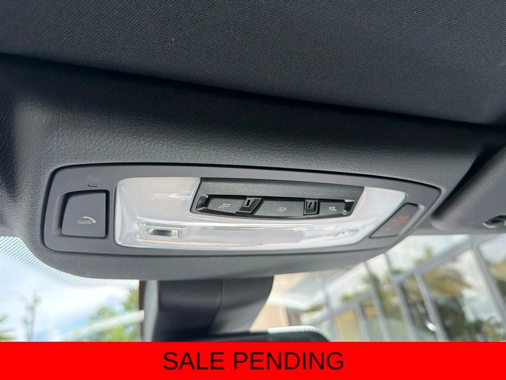 Used 2020 White BMW Base image 25