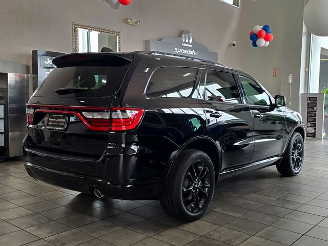 New 2026 Diamond Black Clear-Coat Exterior Paint Dodge GT image 4