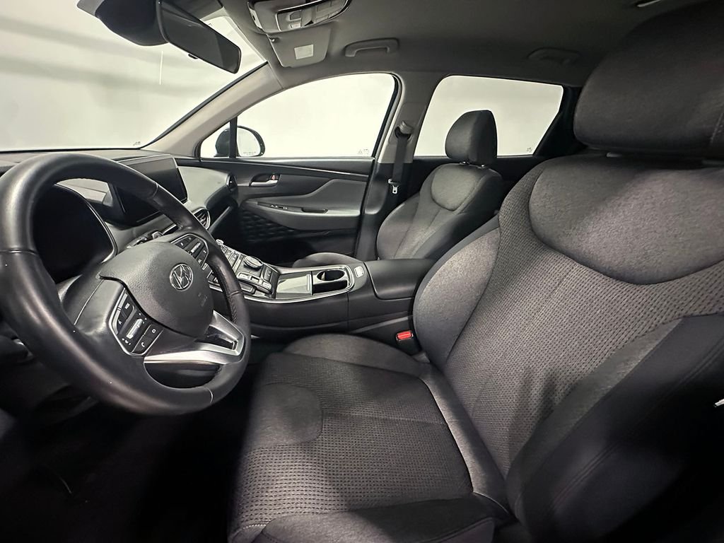 Used 2023 Black Hyundai SEL image 3