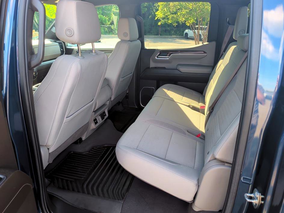 Used 2023 Pacific Blue Metallic GMC SLE image 9