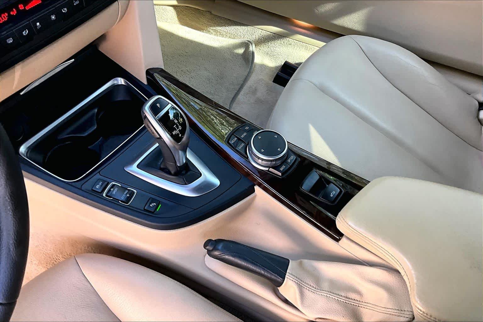 Used 2015 Alpine White BMW 428i image 17