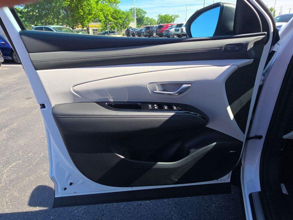 New 2026 White Hyundai Limited image 21