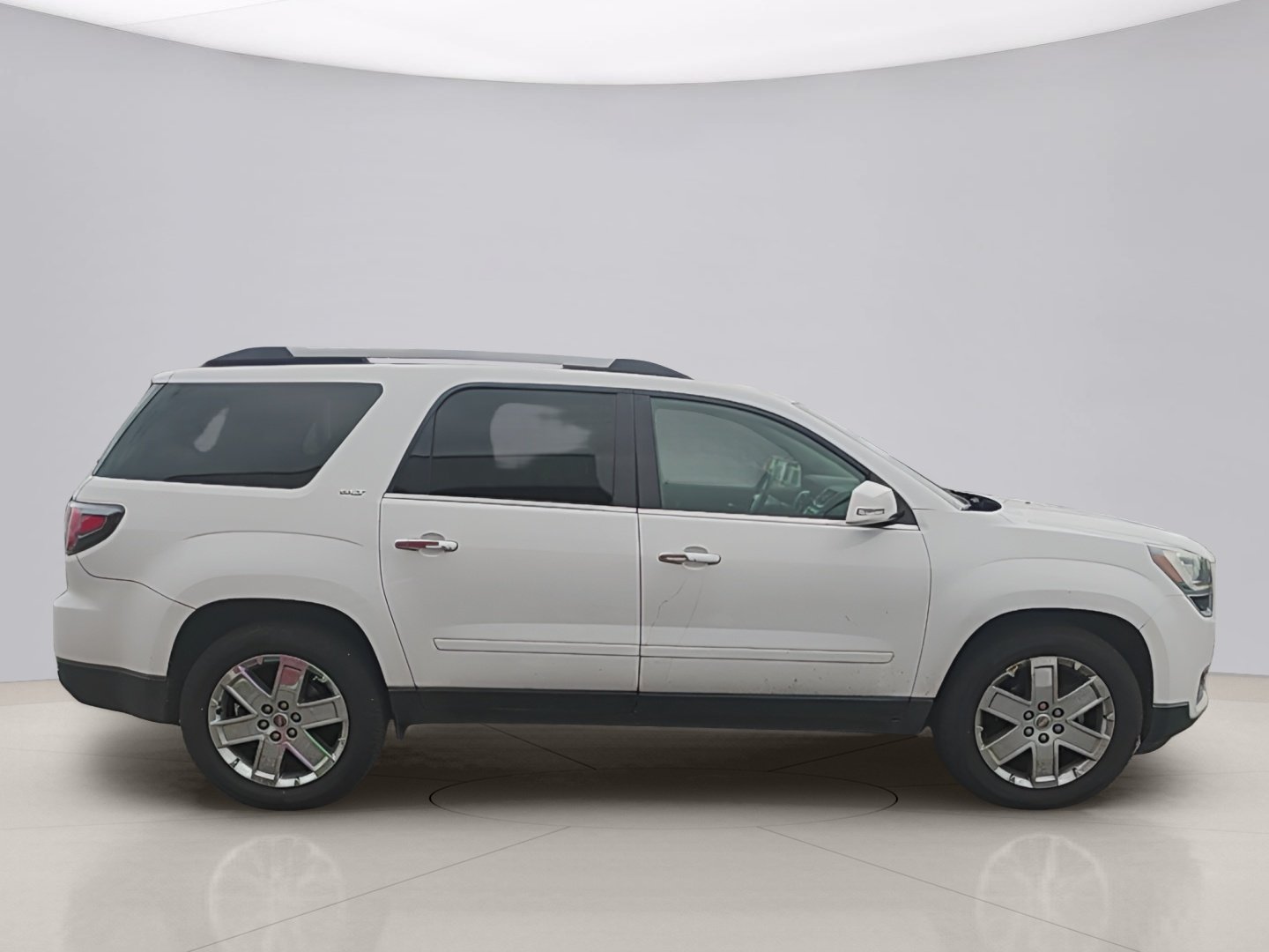 Used 2017 White Gmc LIMITED image 4