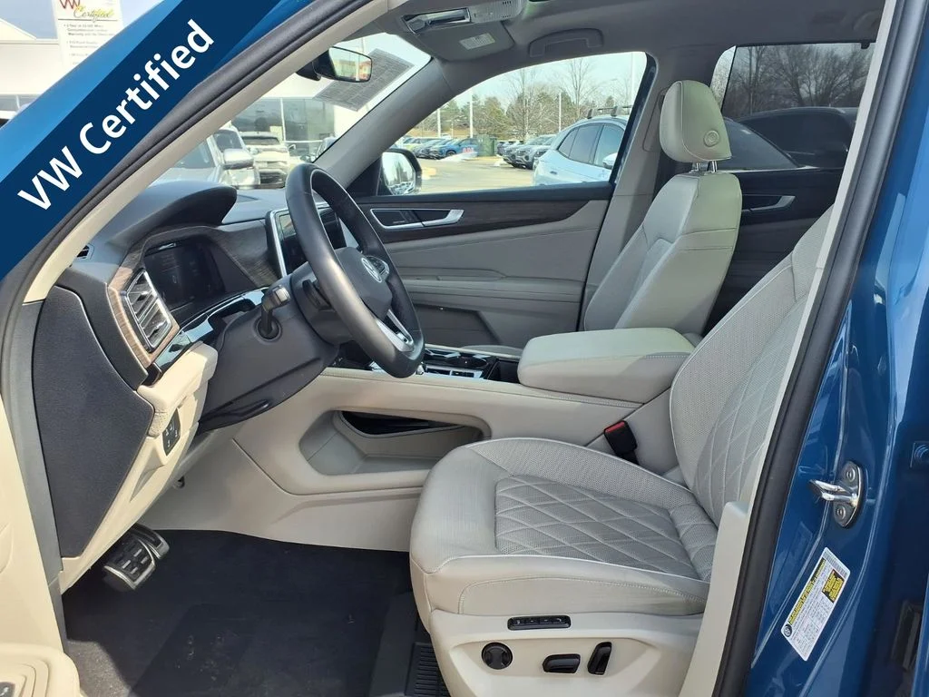 Certified Used 2025 Mountain Lake Blue Metallic Volkswagen 2.0T SEL Premium R-Line image 7