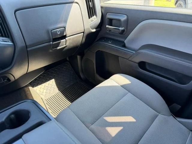 Used 2017 ONYX BLACK GMC NA image 15