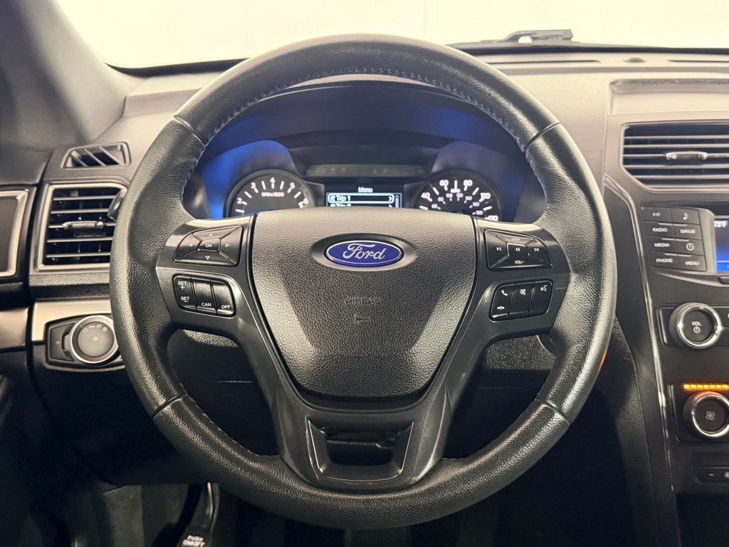 Used 2018 Black Ford XLT image 12