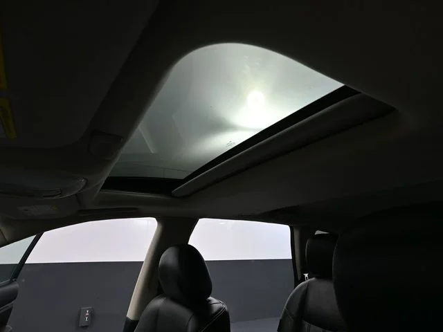 Used 2020 Blue INFINITI LUXE image 25