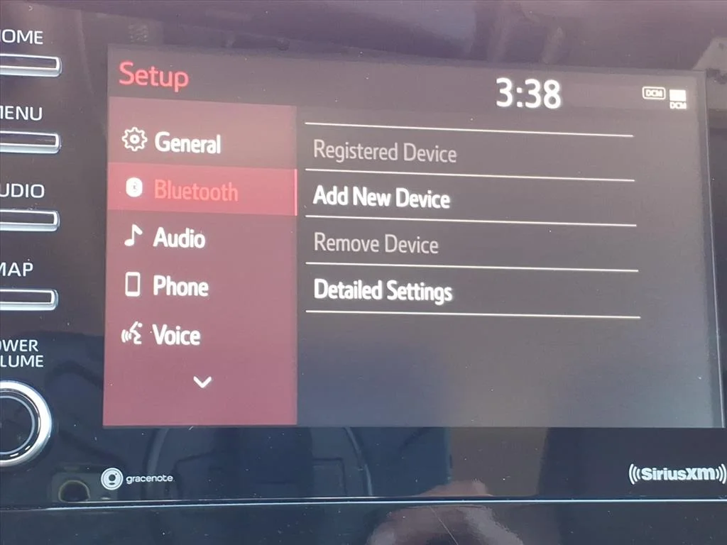 2024 Toyota Camry SE - Photo 6