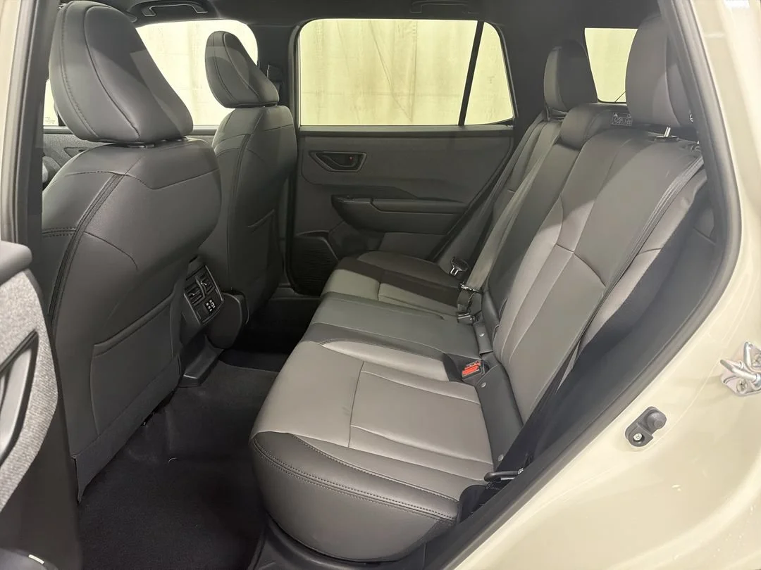 New 2026 Crystal White Pearl Subaru Premium image 19