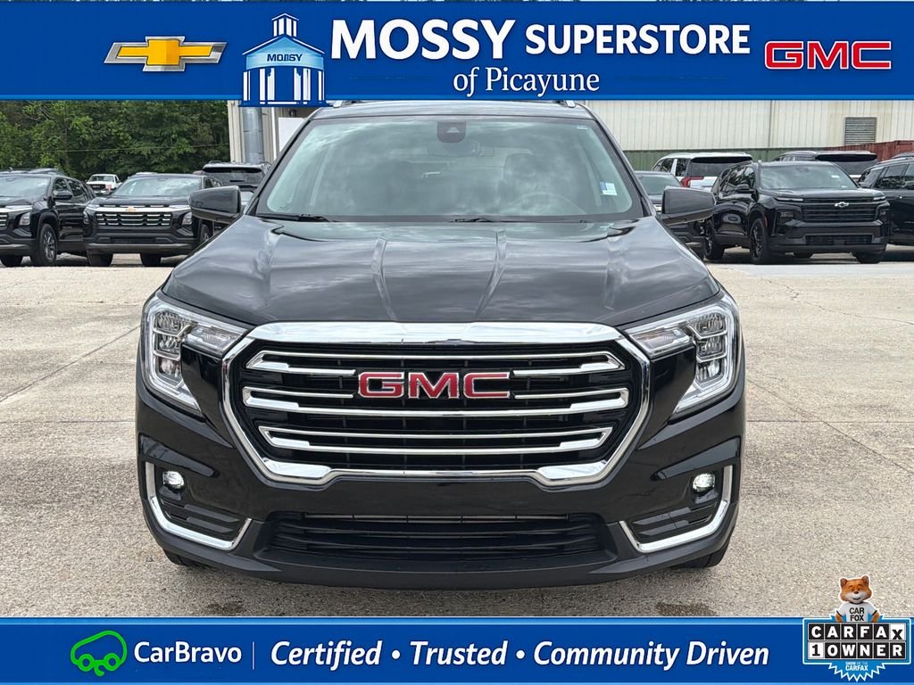 Used 2024 Black GMC SLT image 11