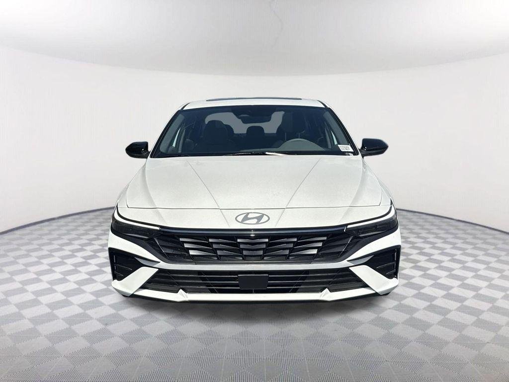 New 2026 White Hyundai SEL Sport Premium image 2