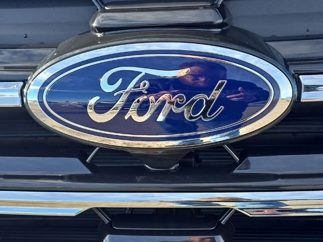 New 2026 Carbonized Gray Metallic Ford Active image 57
