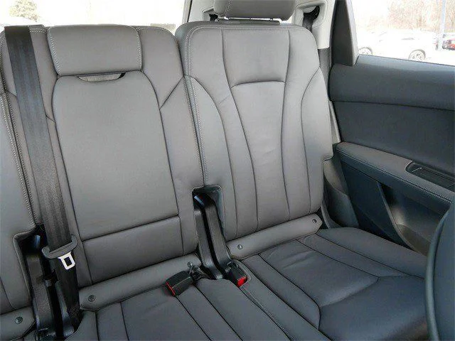 Used 2025  Audi 55 Premium Plus image 15
