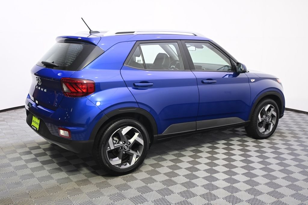 Certified Used 2025 Intense Blue Hyundai Limited image 7