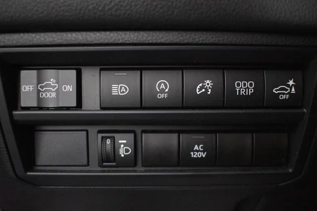 Used 2022 White Toyota Limited image 34