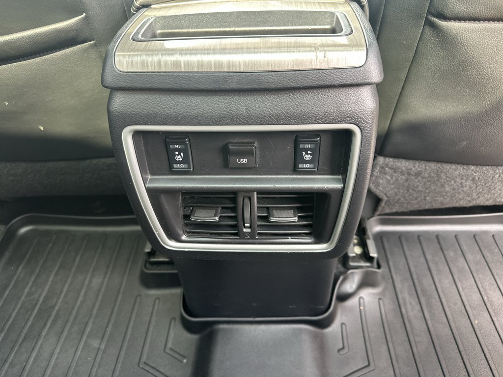 Used 2018 Pearl White Nissan SL image 34