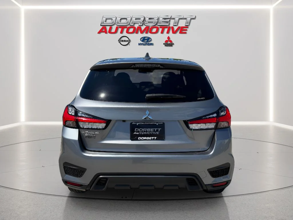 Used 2025 Alloy Silver Metallic Mitsubishi ES image 7