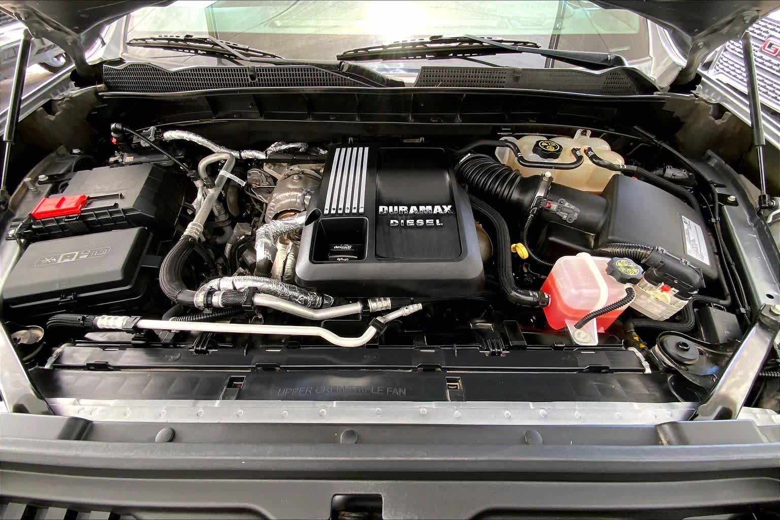 Used 2021 Satin Steel Metallic GMC SLT image 32
