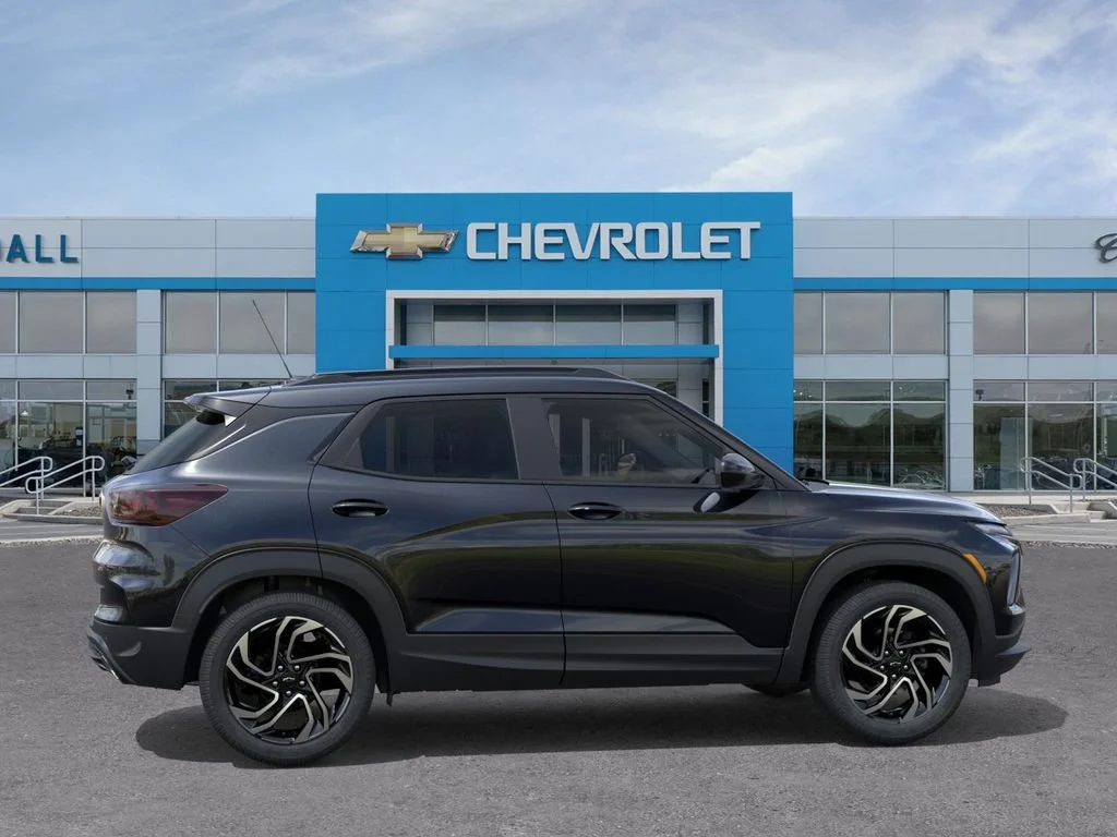 New 2026 Mosaic Black Metallic Chevrolet RS image 5