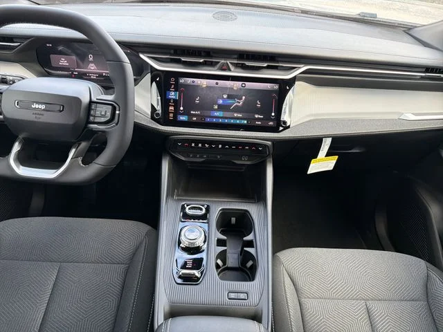 New 2026 Silver Zynith Clearcoat Jeep Laredo image 13