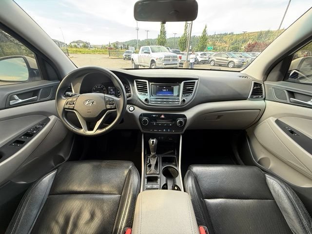 Used 2017 Dazzling White Hyundai Sport image 10