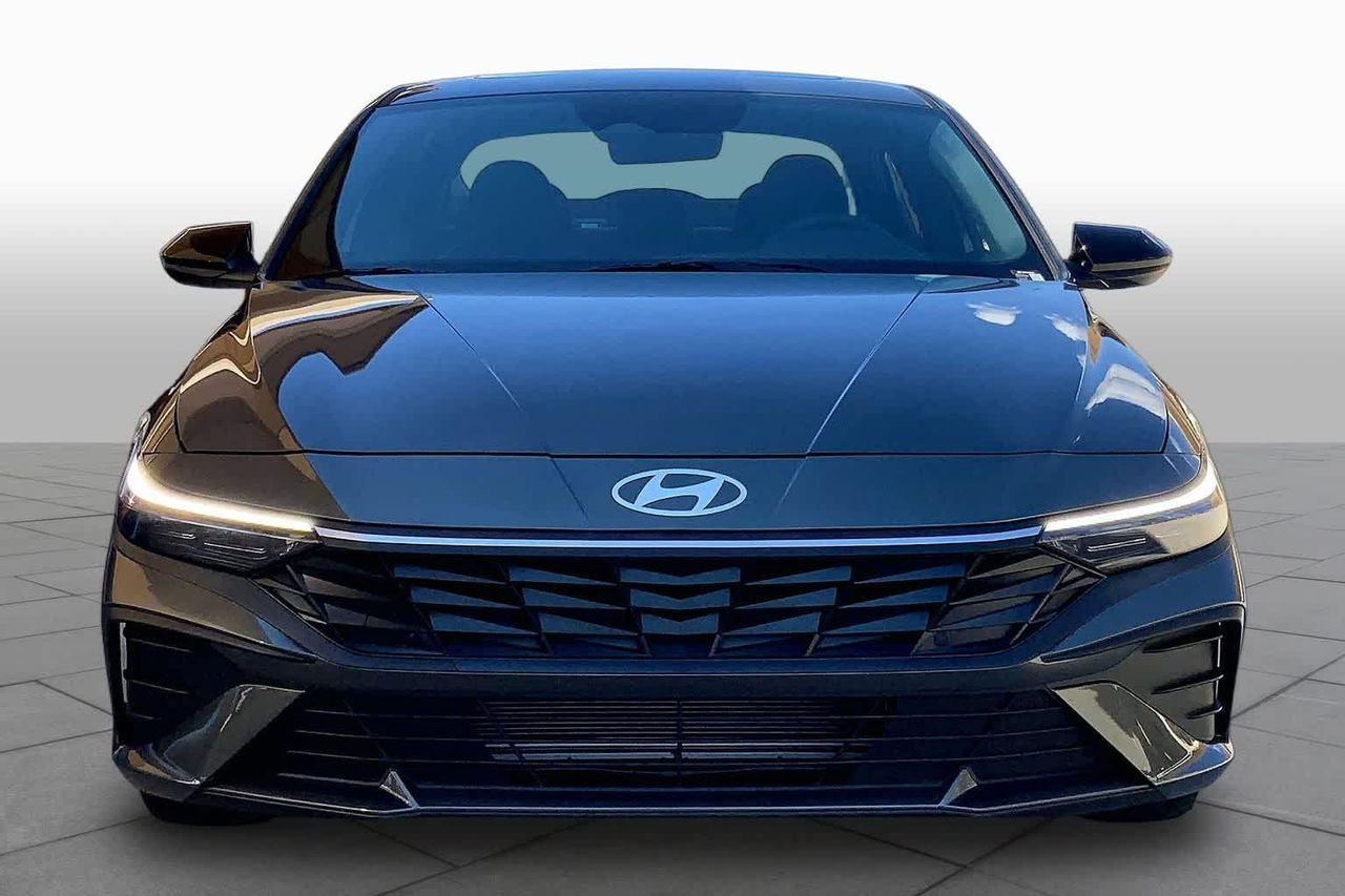 New 2026 Amazon Gray Hyundai SEL Sport Plus image 3