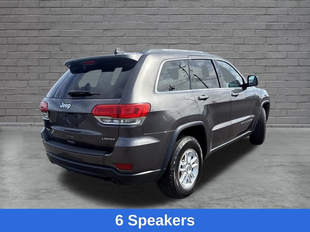 Used 2019 Gray Jeep Laredo E image 9