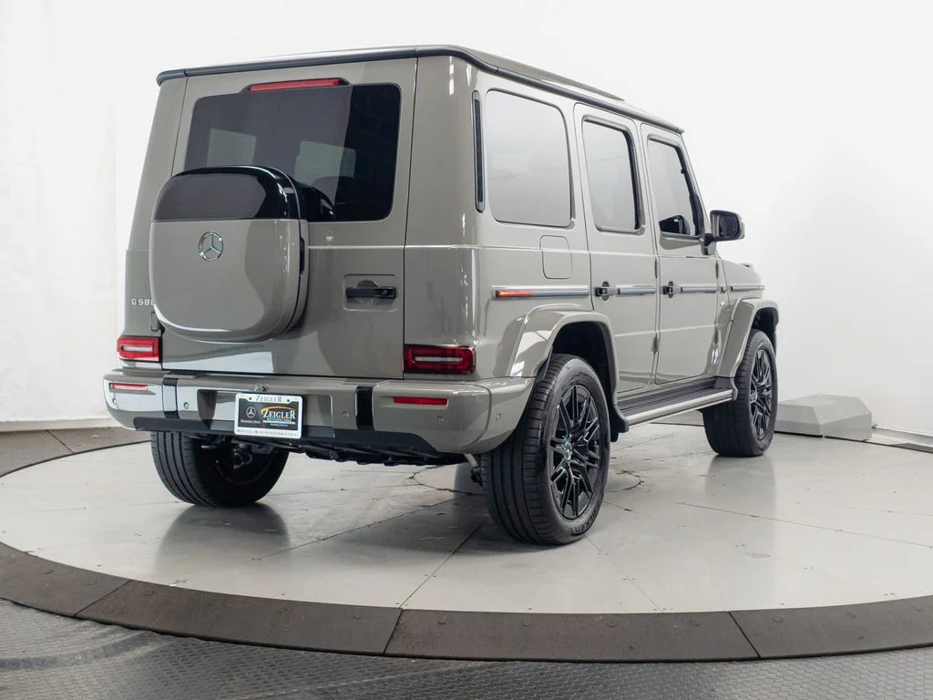 Used 2025 MANUFAKTUR Arabian Gray Mercedes-Benz G 580 image 33