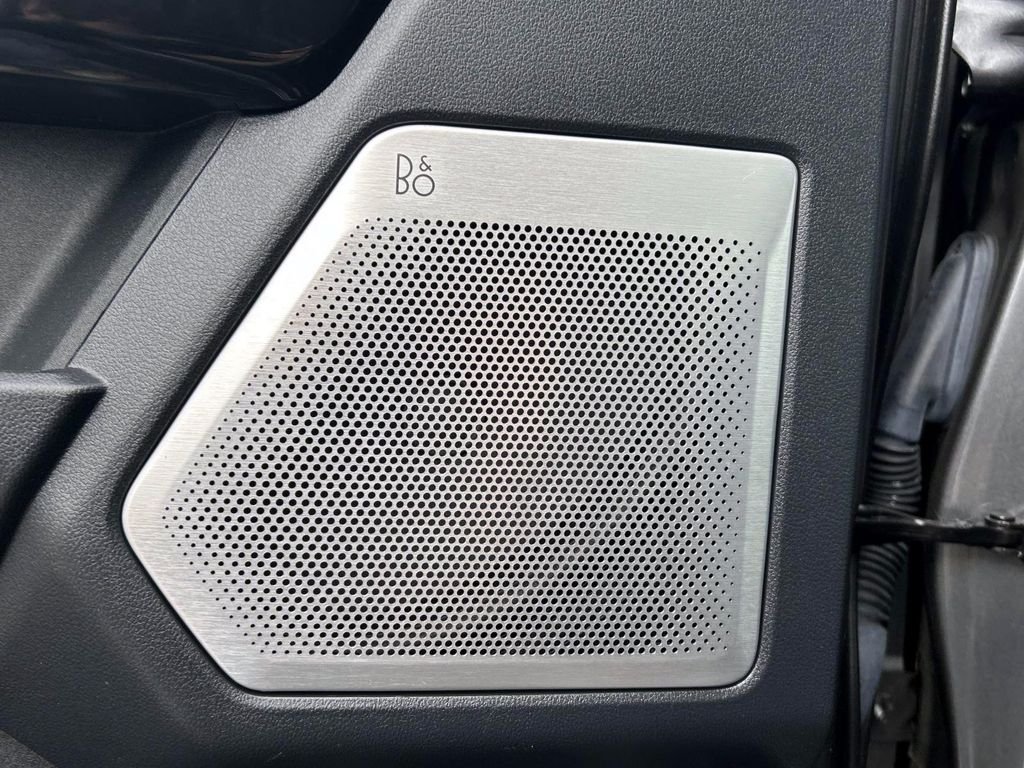 Used 2023 Gray Ford Raptor image 15
