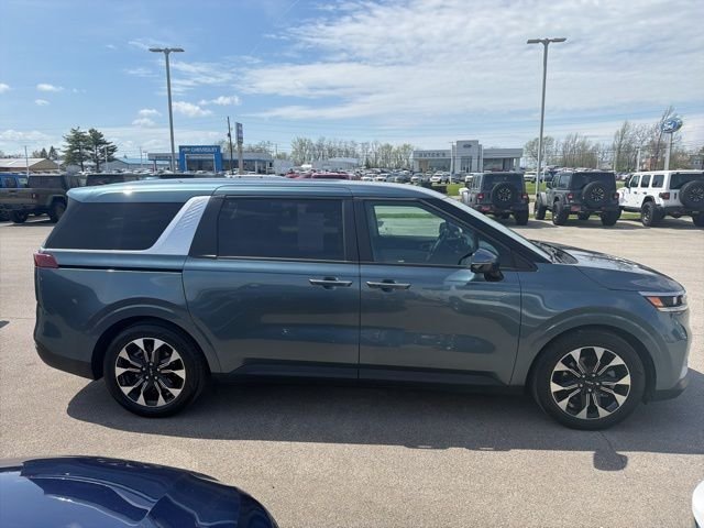 Used 2023 Blue Kia EX image 4